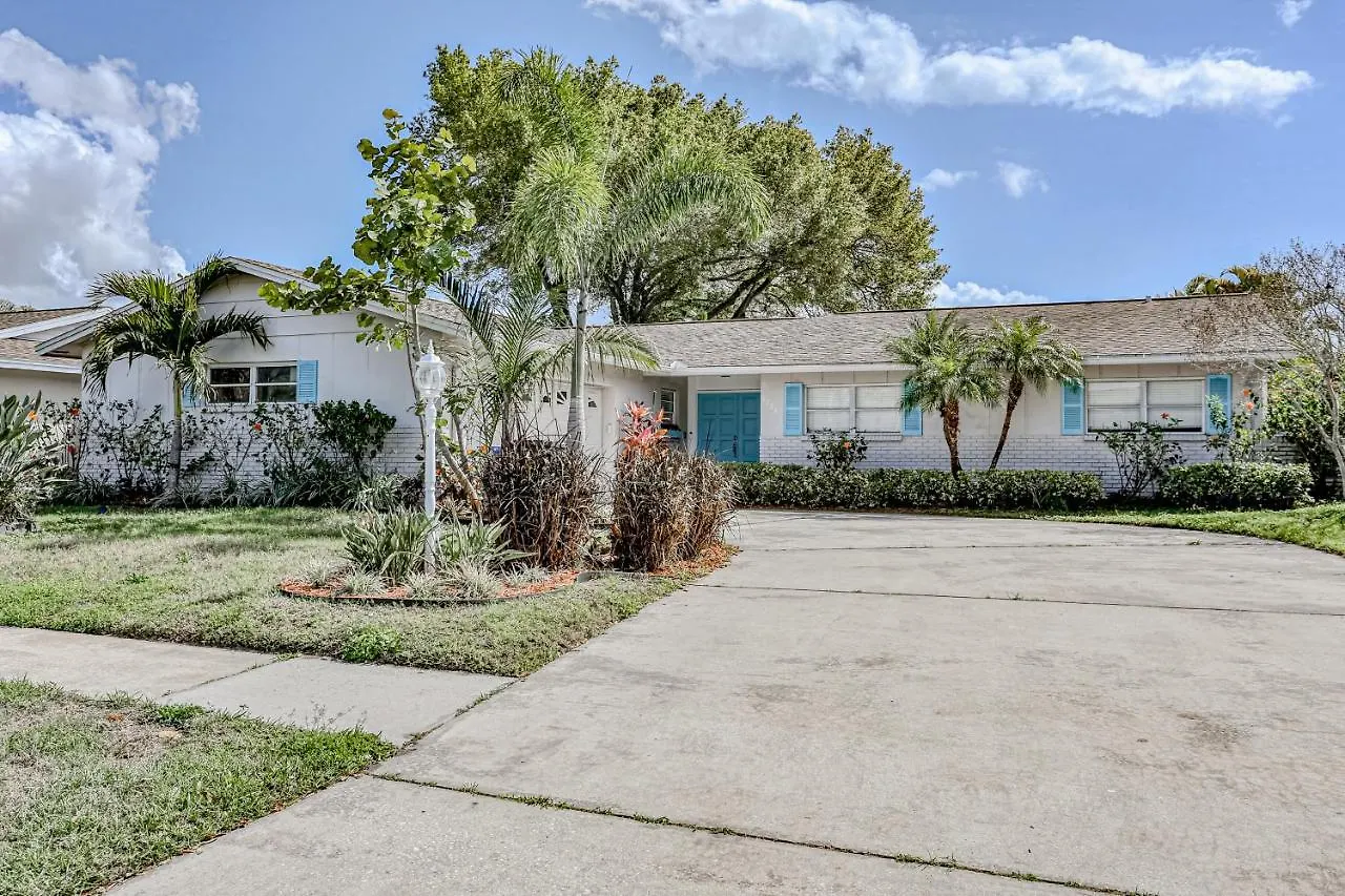 Cozy Canal Hideway Tampa United States