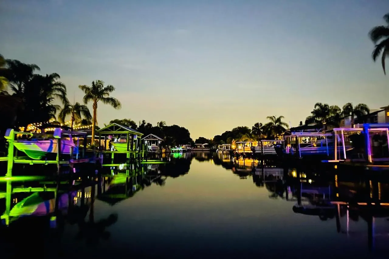 Cozy Canal Hideway Tampa 0*,  United States